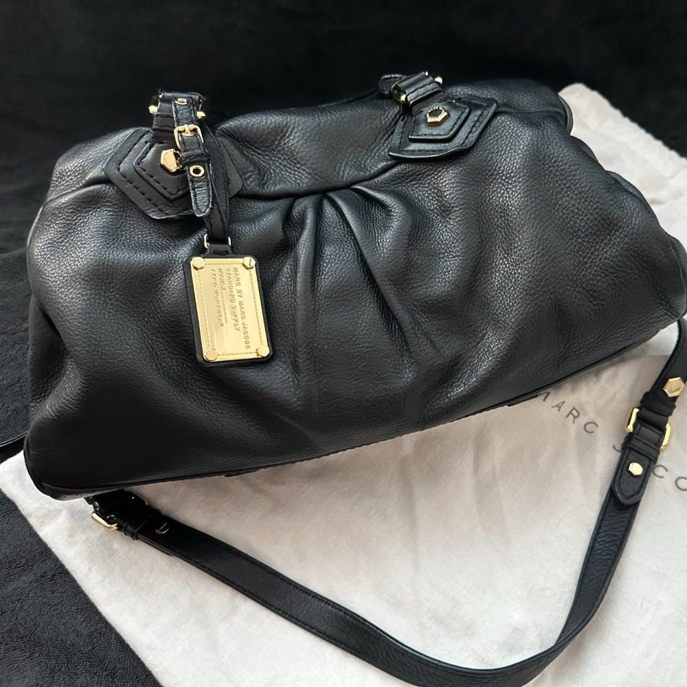 Marc Jacobs Black Leather Purse